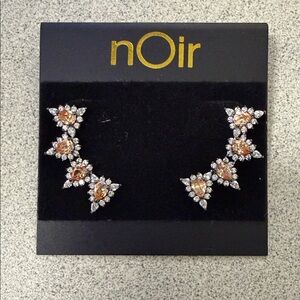 Noir cubic zirconia cluster stud earrings
crystal Earrings